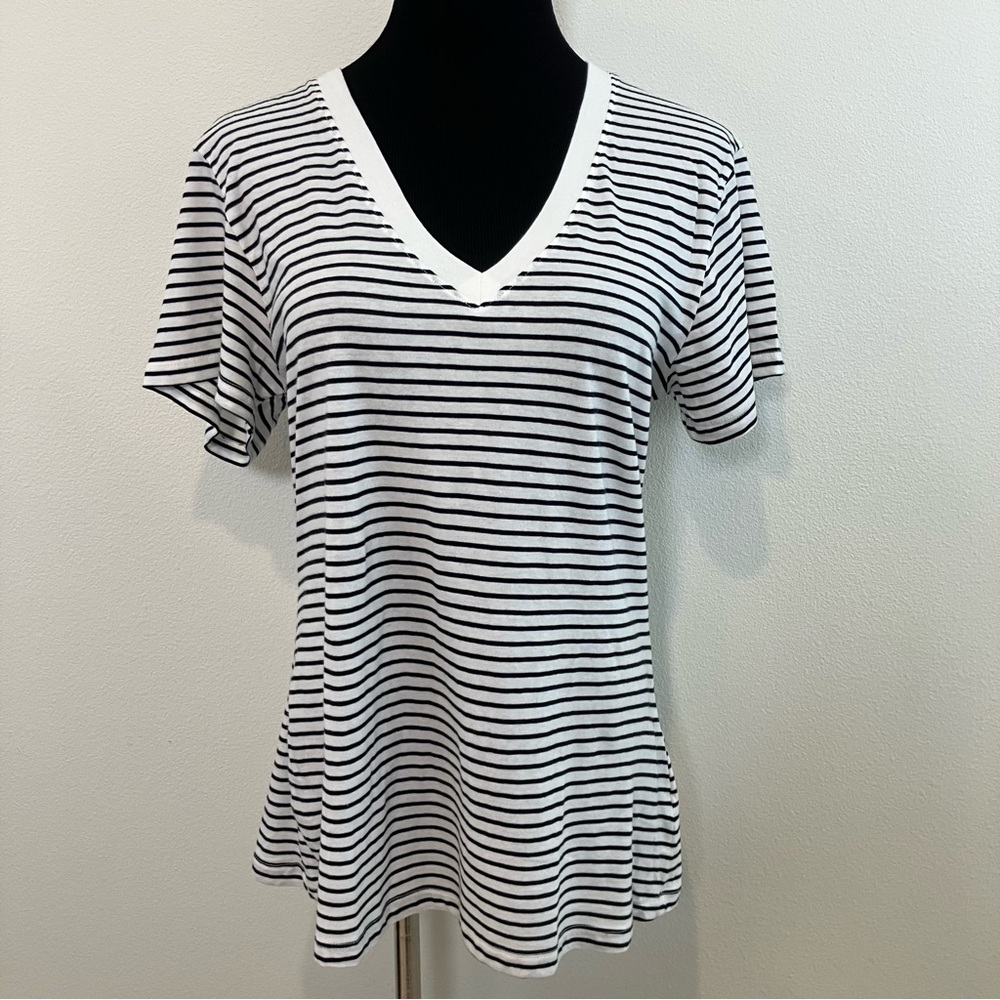 V-Neck Short Sleeve Tee - Picture 4 of 8